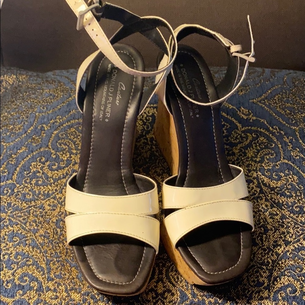 Donald Pliner sandals